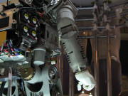 r2001asimo07.jpg